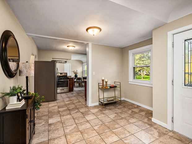 The entry, looking back toward the kitchen