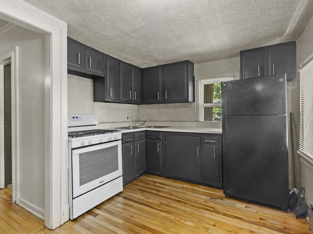 Kitchen with gas range