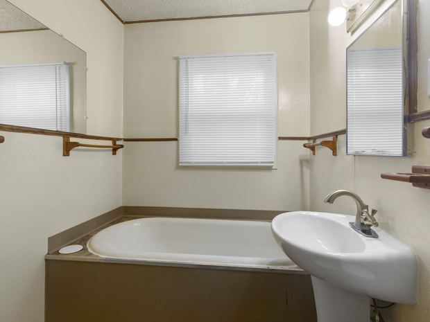 Bathroom with corner tub