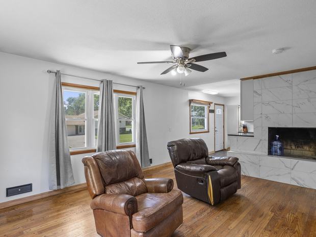 Living room with the fireplace
