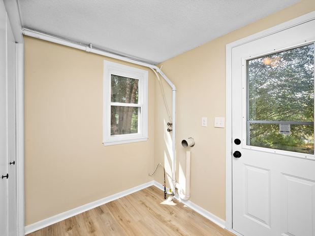 Utility space off the entry