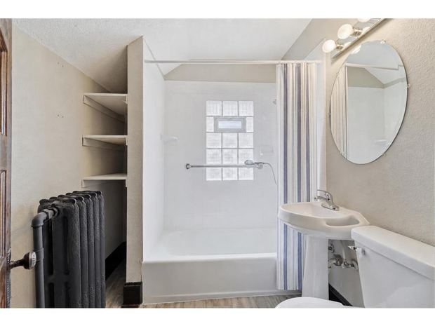 Upstairs bathroom