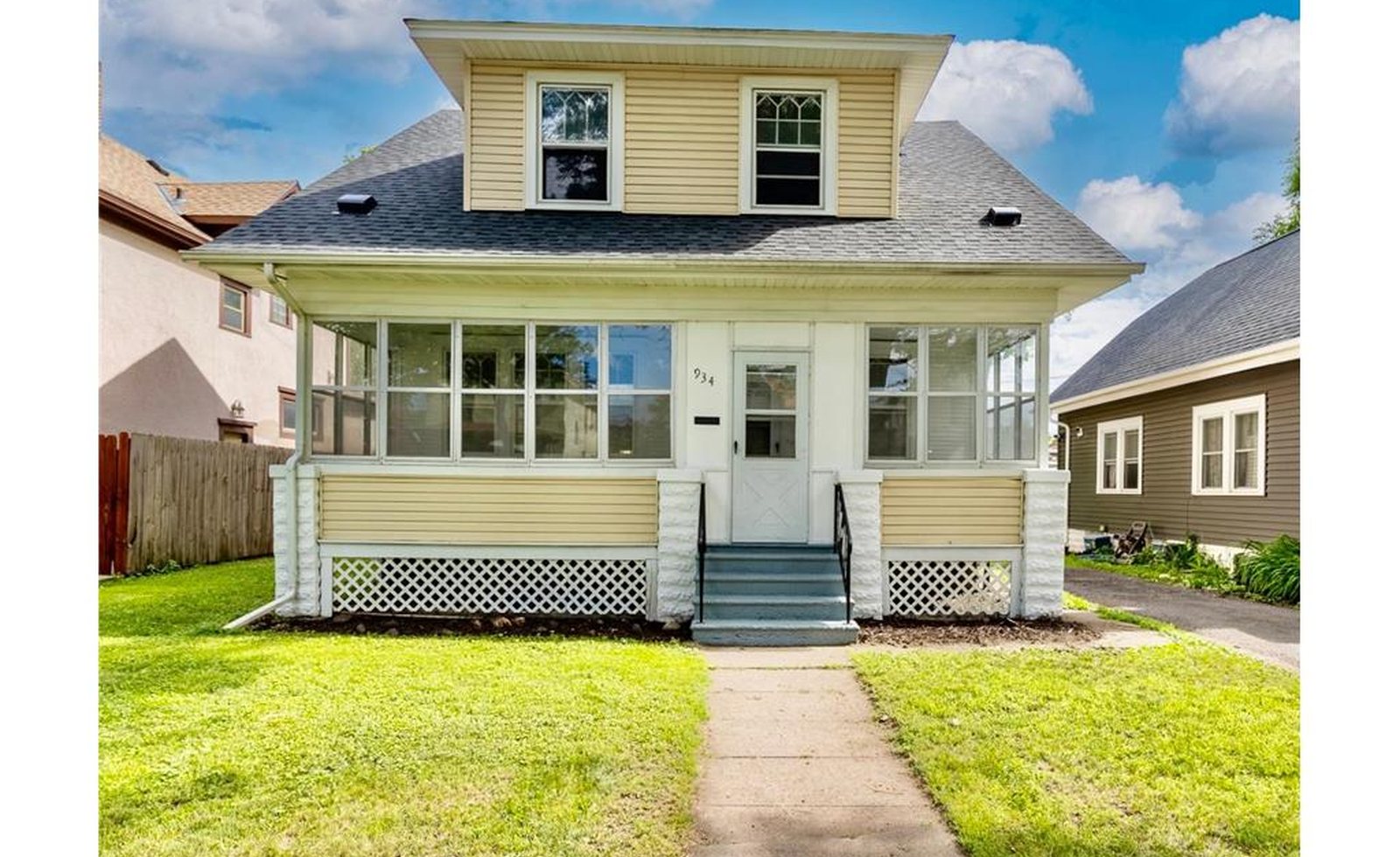 934 Central Avenue W, Saint Paul